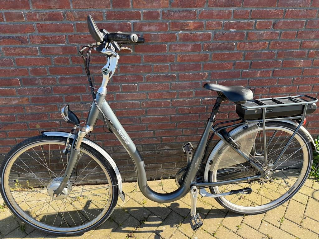 Sundval Madryn Eletrische fiets  325,-, Gebruikt, 47 tot 51 cm, 30 tot 50 km per accu, Ophalen