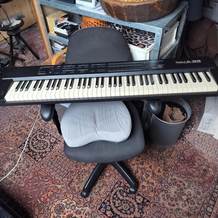 Roland A-33 Midi keyboard controller 76 keys, Muziek en Instrumenten, Keyboards, Gebruikt, 76 toetsen, Roland, Aanslaggevoelig