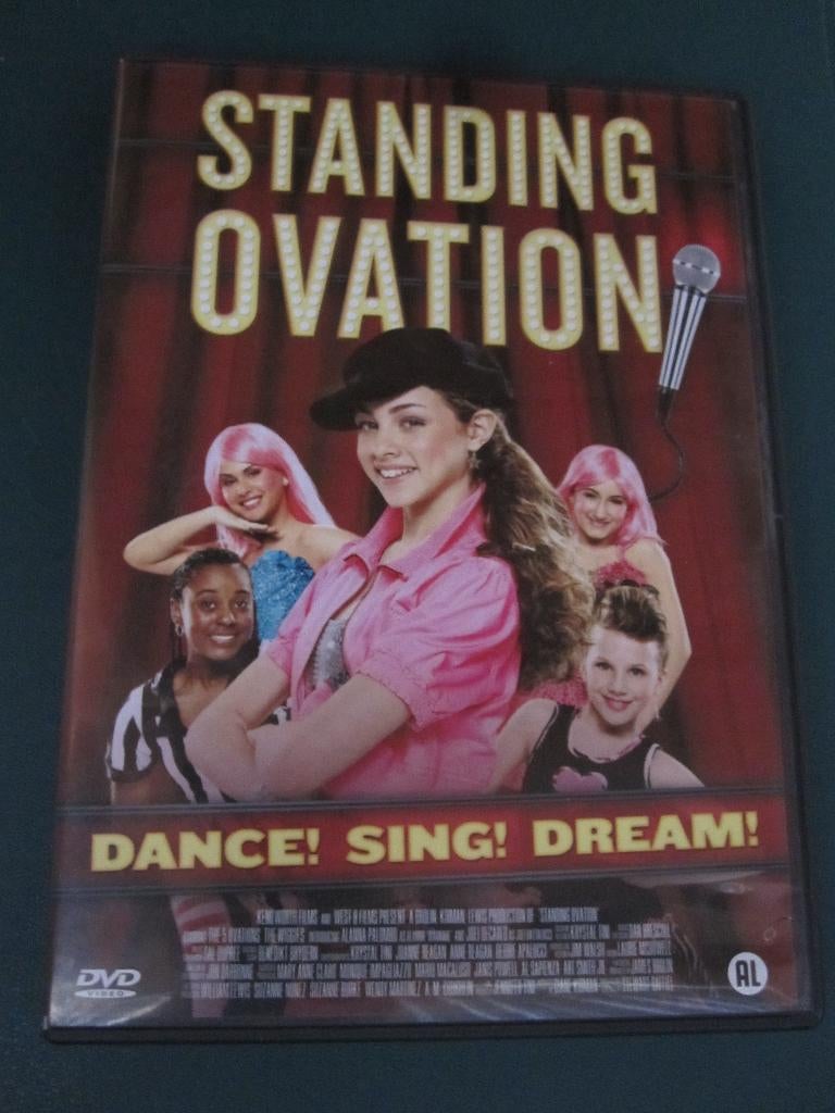 Standing Ovation, Cd's en Dvd's, Dvd's | Kinderen en Jeugd, Zo goed als nieuw, Film, Avontuur, Alle leeftijden, Ophalen of Verzenden