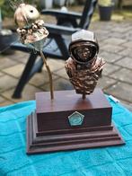 brons yuri gagarin & en metaal zilver Vostok 3KA capsule, Ophalen, Nieuw, Schaalmodel