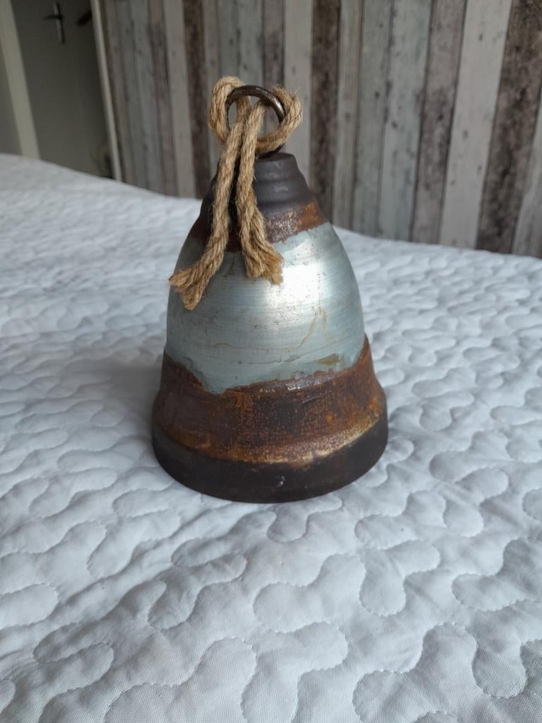 Stoere kerstbel/klok van zink met roestige rand 20 cm, Ophalen of Verzenden, Gebruikt