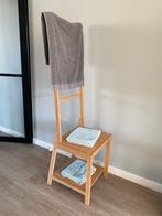 IKEA Ragrund badkamer stoel met handdoekenrek, Huis en Inrichting, Badkamer | Badkamermeubels, Ophalen, Minder dan 50 cm, Gebruikt