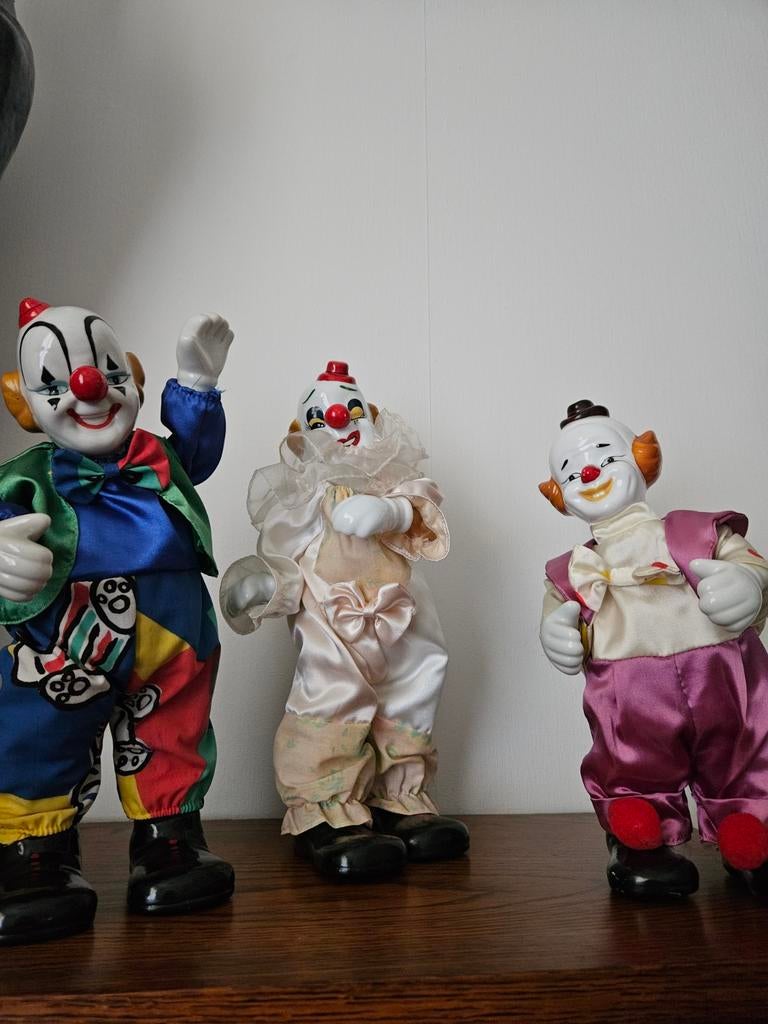 Clownspoppen porseleinen hoofden, beweegbaar en muziekdoos., Verzamelen, Poppen, Ophalen, Pop
