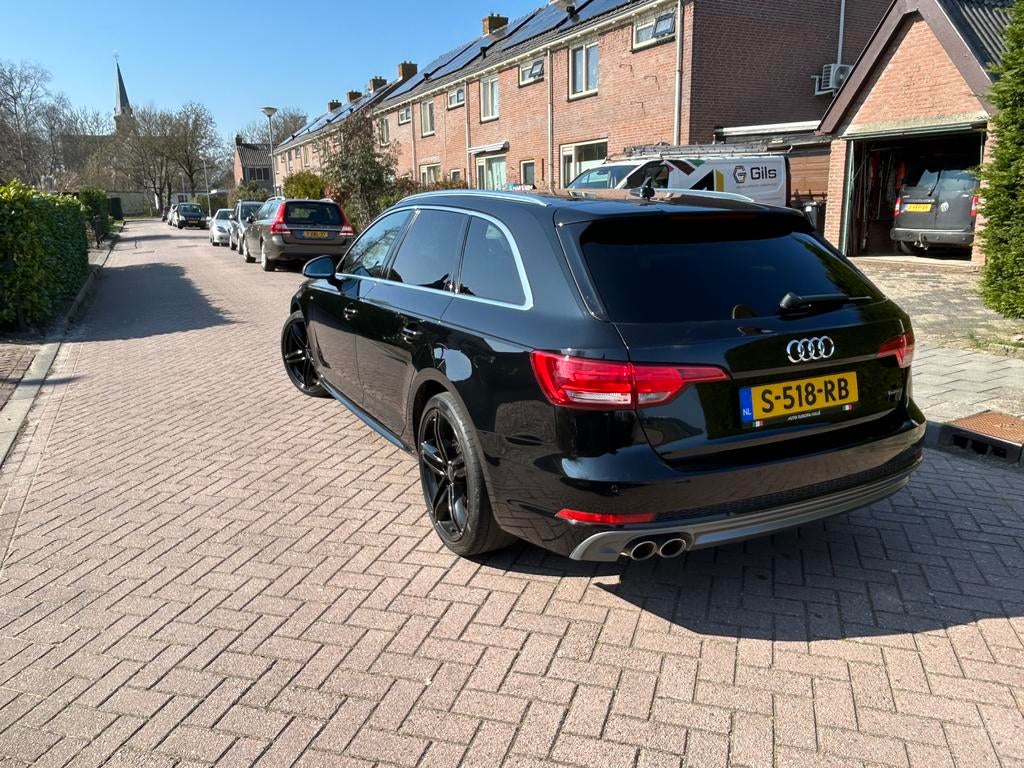 Audi A4 Avant 3.0 TDI Quattro 3x S-Line 330 PK!  2016 Zwart, Auto's, Audi, Automaat, 197 €/maand, Stationwagon, Diesel