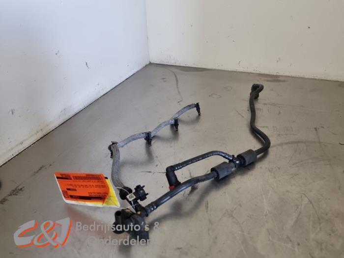 Brandstof retourleiding van een Renault Trafic, Auto-onderdelen, Brandstofsystemen, Renault, Gebruikt, 3 maanden garantie, Ophalen of Verzenden