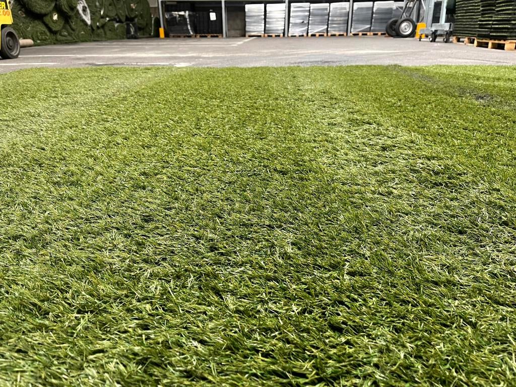 40m2 Kunstgras. Nog als nieuw! (4m x 10m) €320,-, Tuin en Terras, Gras en Kunstgras, Kunstgras, Ophalen of Verzenden, Zo goed als nieuw