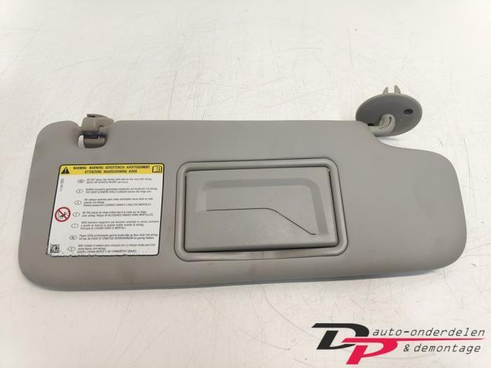 Zonneklep van een Chevrolet Spark, Auto-onderdelen, Interieur en Bekleding, Chevrolet, Gebruikt, 3 maanden garantie, Ophalen of Verzenden