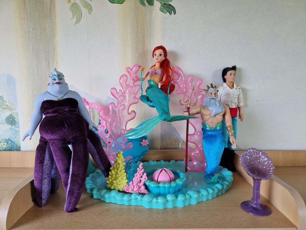 Disney Kleine Zeemeermin Barbie Poppen Set Ariel Ursula, Kinderen en Baby's, Speelgoed | Poppen, Ophalen of Verzenden, Gebruikt