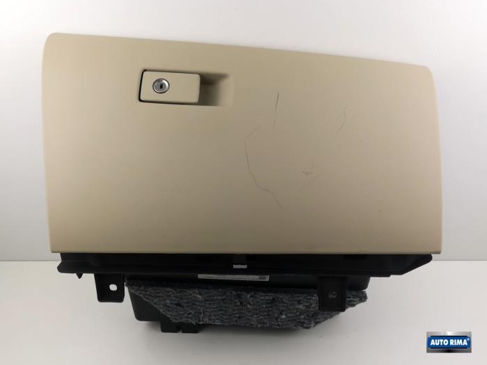 Dashboardkastje van een Volvo V60, Auto-onderdelen, Dashboard en Schakelaars, Gebruikt, 3 maanden garantie, Ophalen of Verzenden