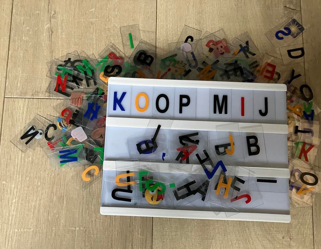 Lightbox / Letterbox met letters en emoticons, Huis en Inrichting, Woonaccessoires | Tekstborden en Spreuken, Ophalen of Verzenden