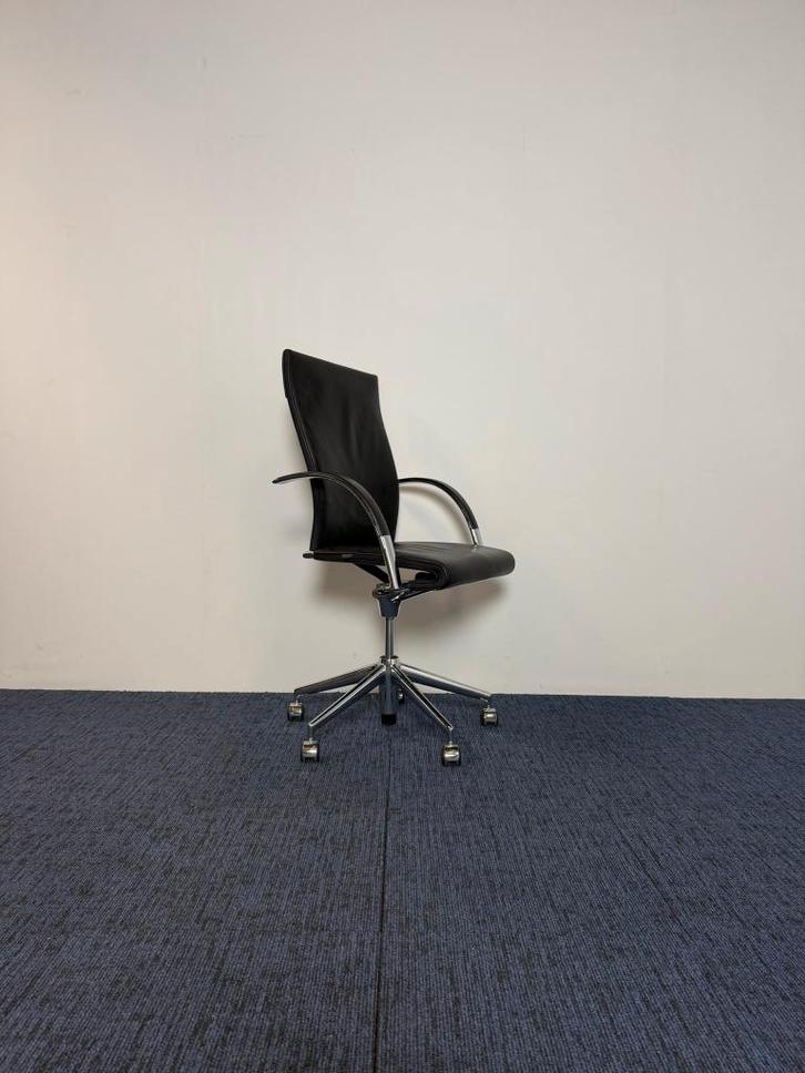 43 x Bureaustoel Ahrend 350, zwart leder, chroom frame, Huis en Inrichting, Bureaustoelen, Gebruikt, Bureaustoel, Zwart, Ergonomisch