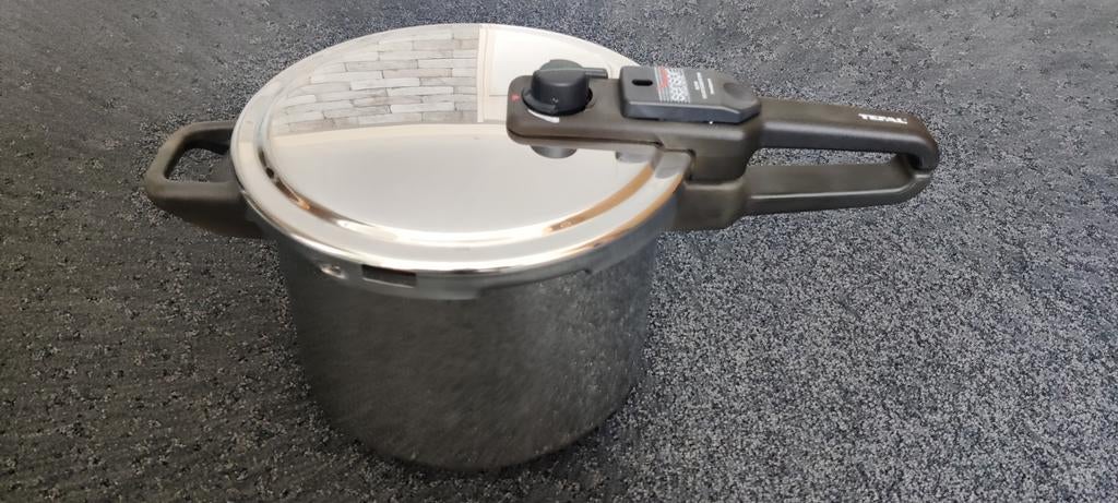 Tefal snelkookpan sensor 6 liter, Huis en Inrichting, Keuken | Potten en Pannen, Ophalen of Verzenden, Rvs, Kookpan of Snelkookpan