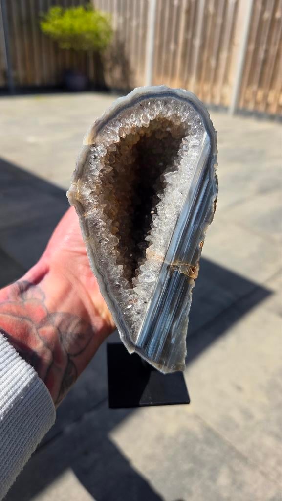 Prachtige Agaat Geode op Standaard - 750g, 16x6cm, Ophalen of Verzenden