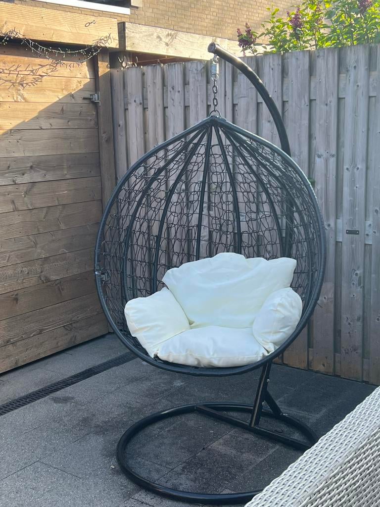 Egg hangstoel, Ophalen, Gebruikt, Metaal