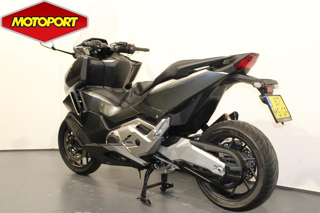 Honda NSS 750 Forza (bj 2023), Bedrijf, Mc.benelux@honda-eu.com, Toermotor, Doornveld 180
B-1731  Zellik, BE