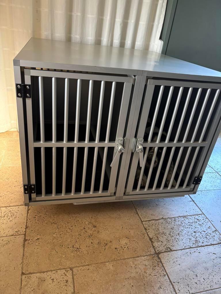 Te koop honden benche twee vaks, Ophalen of Verzenden, Zo goed als nieuw