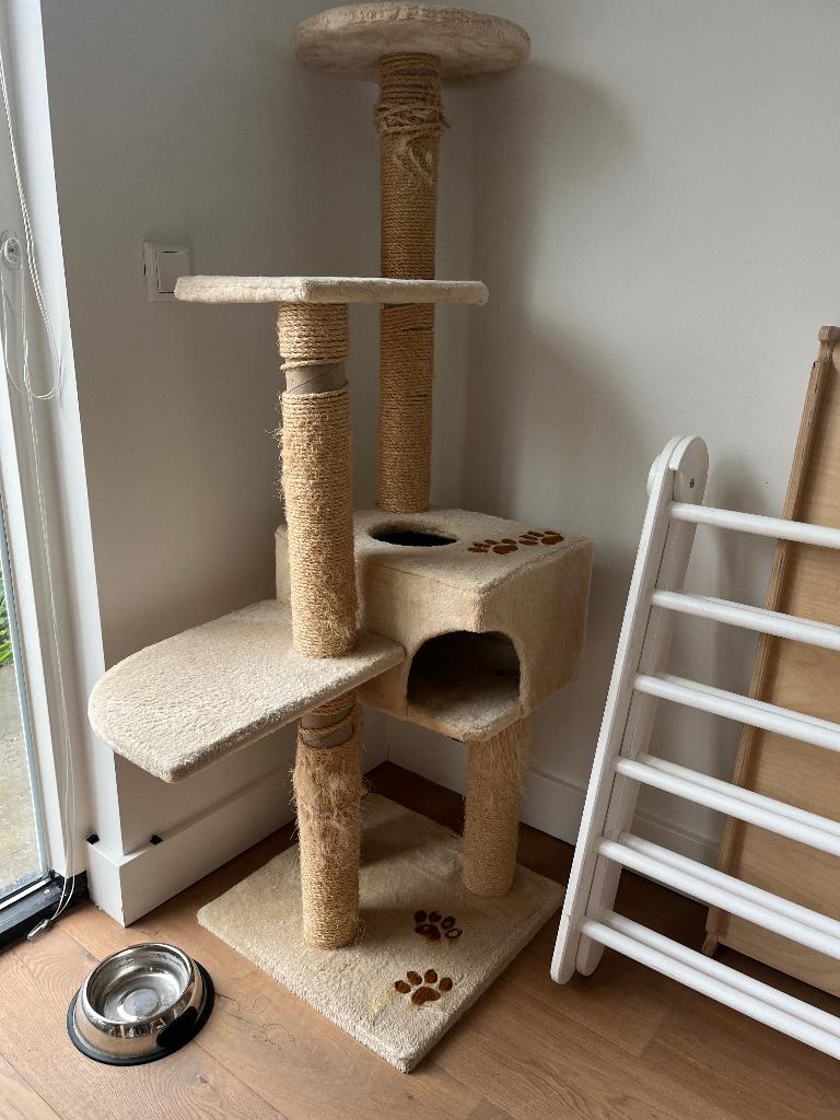 Krabpaal voor katten – goede staat, Dieren en Toebehoren, Ophalen, Gebruikt, Krabpaal
