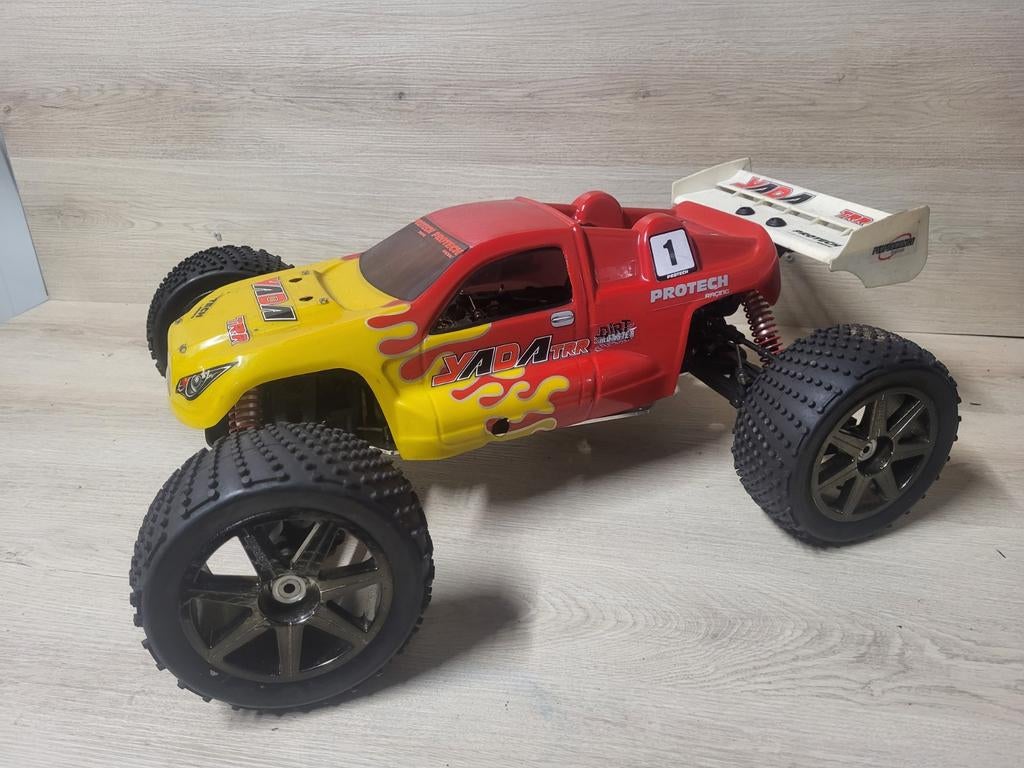Protech chassis 1/8, Hobby en Vrije tijd, Modelbouw | Radiografisch | Auto's, Ophalen of Verzenden, Zo goed als nieuw, Overige schalen