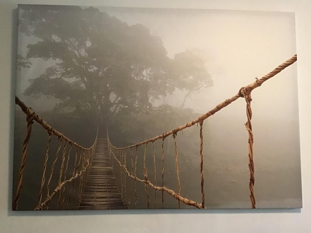Hangbrug ikea premiar met lijst, Ophalen