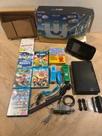 Nintendo Wii U met 2 controllers en 7 spellen, Ophalen of Verzenden, Gebruikt, Met 2 controllers