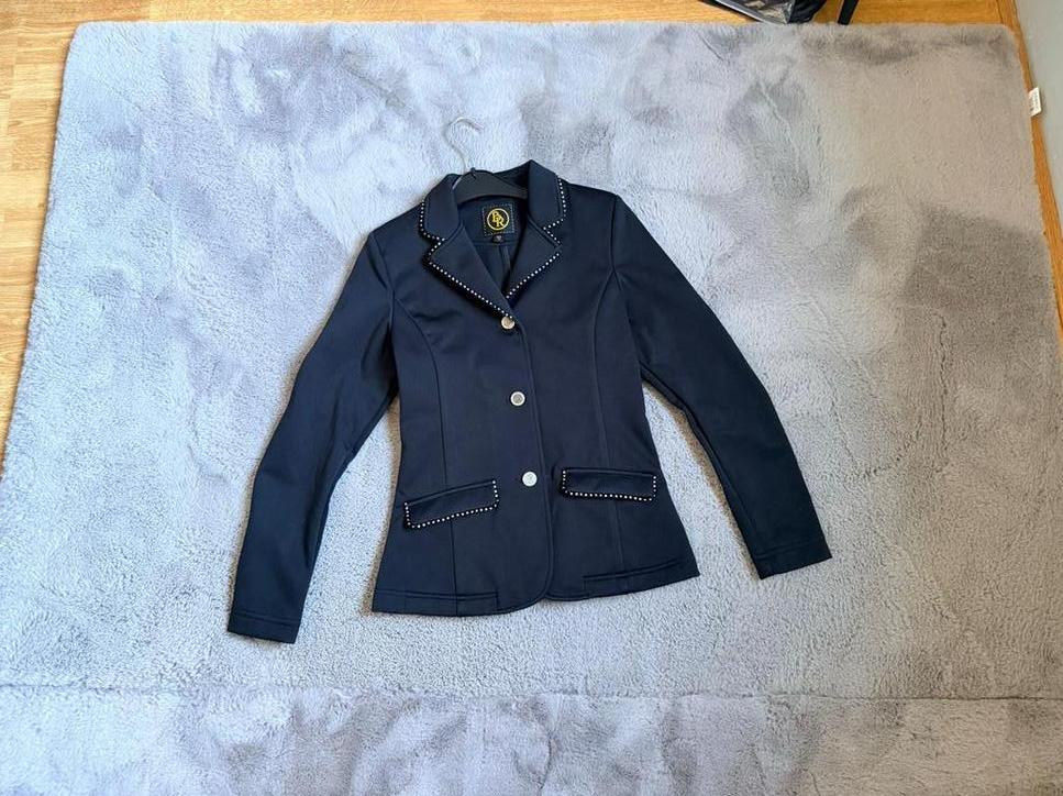 BR wedstrijdjasje maat 164, Kinderen en Baby's, Ophalen, Zo goed als nieuw, Meisje, Jas