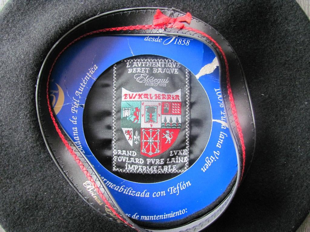 Negen alpino petten, Kleding | Heren, Ophalen of Verzenden, Zo goed als nieuw, Onbekend, Pet