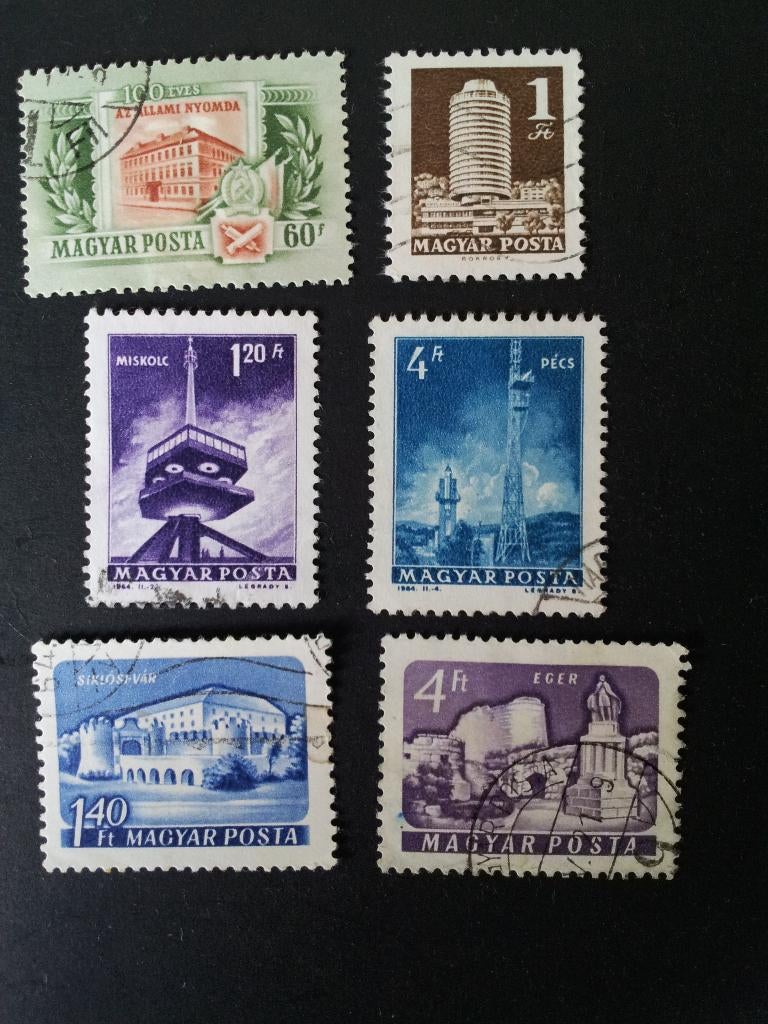 Hongarije gebouwen W allerlei gestempeld, Ophalen of Verzenden, Gestempeld