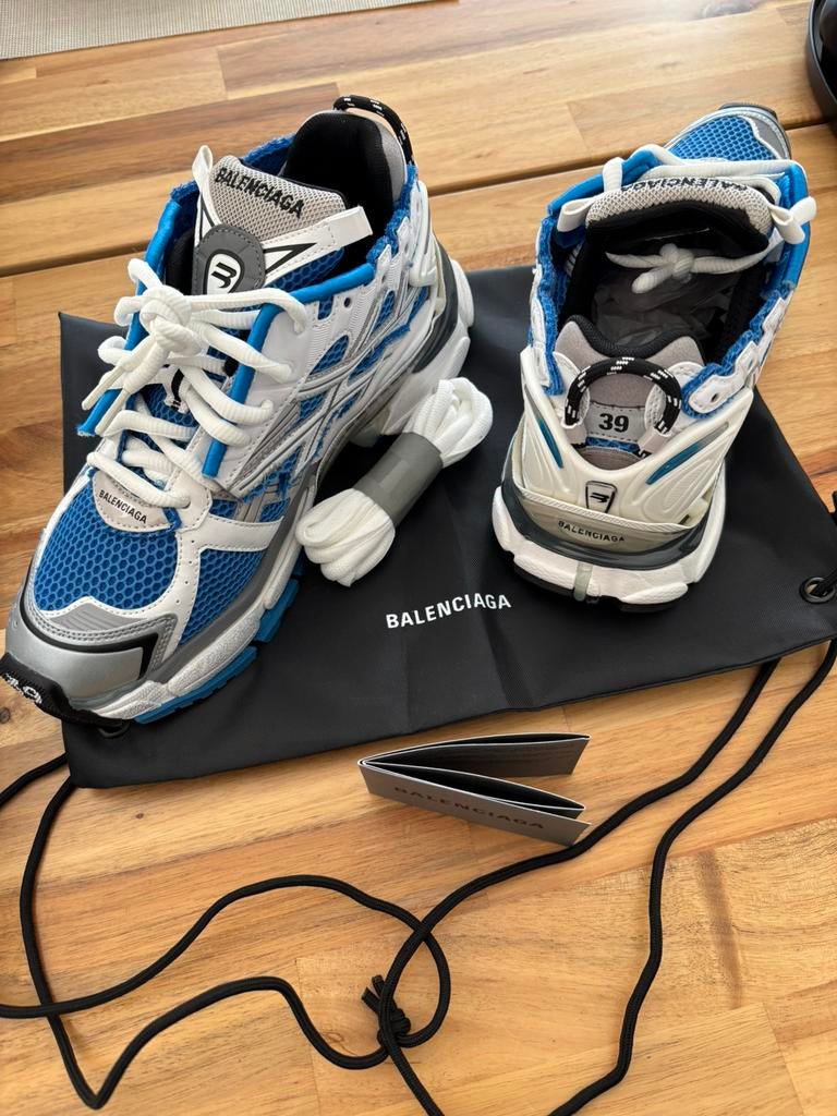 Balenciaga runner 39 nieuw, Kleding | Heren, Schoenen, Ophalen of Verzenden, Zo goed als nieuw, Zwart