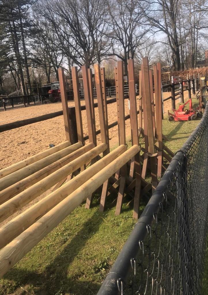 Spring staanders hindernis, Dieren en Toebehoren, Ophalen, Zo goed als nieuw, Springen