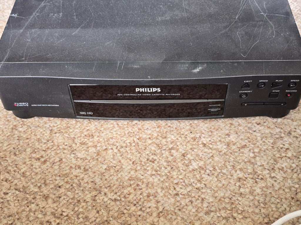 Philips VHS HQ Videorecorder - PDC Controlled, Ophalen of Verzenden, Gebruikt, VHS-speler of -recorder
