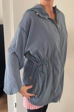 Milestone dames zomer jas, glanzend blauw,lichtgewicht. Zgan, Ophalen of Verzenden, Zo goed als nieuw, Maat 38/40 (M), Blauw