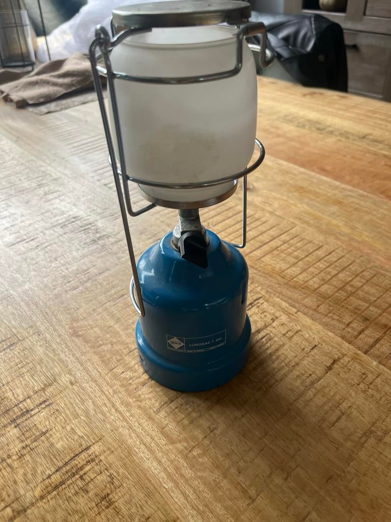 Camping gaslampje Lumogaz T 206 - Sfeervol licht, Caravans en Kamperen, Kampeeraccessoires, Ophalen of Verzenden, Gebruikt