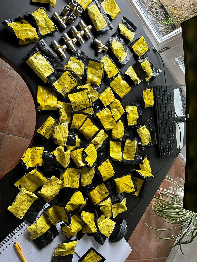 Uponor MLC-G GAS perskoppeling 90 –nieuw– ca 3euro ps, Ophalen of Verzenden, Nieuw, Ventilator