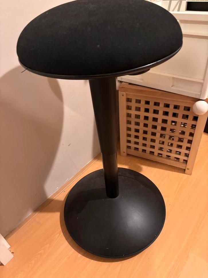 Ikea NILSERIK kruk, Ophalen, In hoogte verstelbaar, Gebruikt, Overige materialen