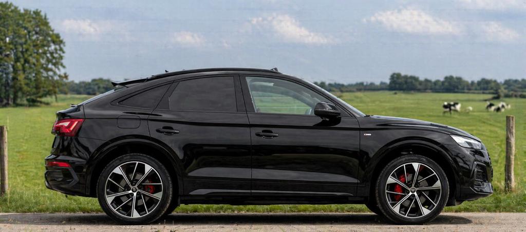 Audi Q5 Sportback TFSI e Quattro S-Edition 21” 360 Trekhaak, Auto's, Automaat, 4 cilinders, Leder en Stof, Zwart