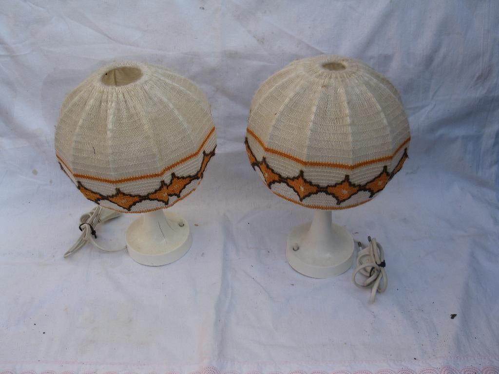 2 x vintage tafellamp, Ophalen of Verzenden, Zo goed als nieuw, Kunststof, Minder dan 50 cm