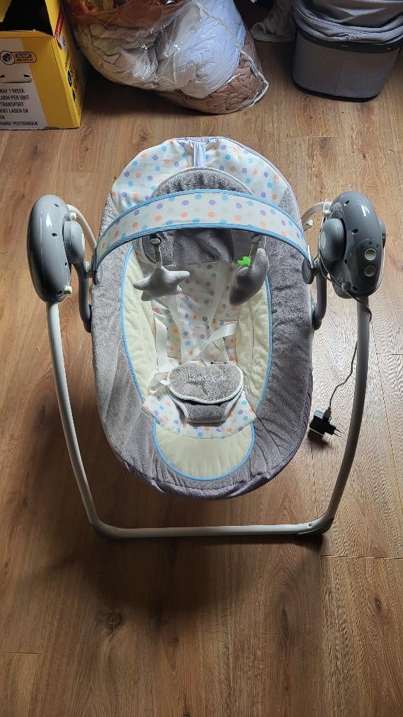 Little World babyswing, Gebruikt, Schommelstoel, Met gordel(s) of riempje(s), Ophalen