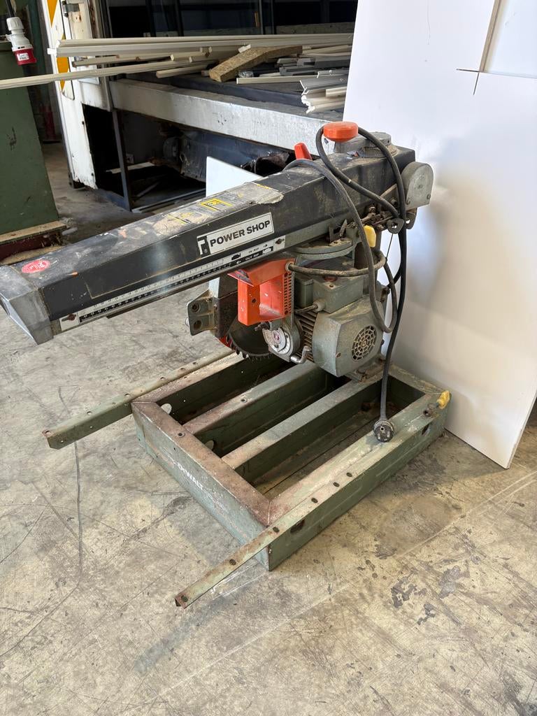 DeWalt radiaal zaag, Doe-het-zelf en Verbouw, Ophalen, Gebruikt, 600 tot 1200 watt, Afkortzaag