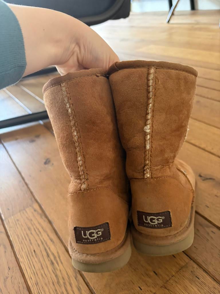 Uggs, Ophalen of Verzenden, Zo goed als nieuw