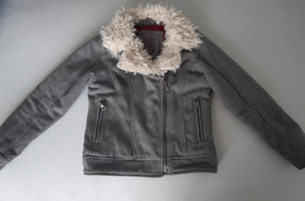 NIEUW: meisjes winterjas (C&A), mt. 140, C&A, Meisje, Nieuw, Ophalen of Verzenden
