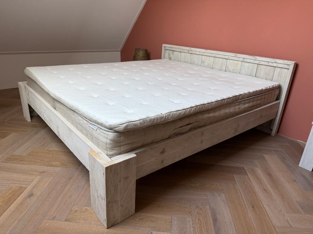 2- persoonsbed met 2 enkele matrassen, 90 cm, Tweepersoons, Ophalen of Verzenden, 200 cm
