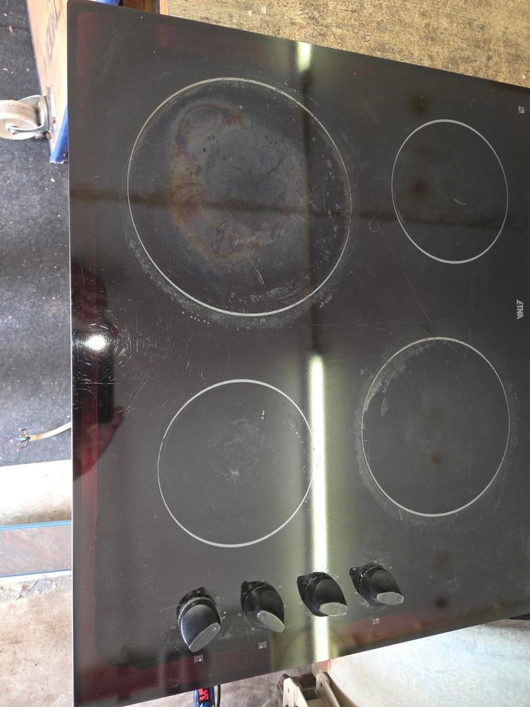 Etna kookplaat SVK667S - 4 kookzones, Witgoed en Apparatuur, Gebruikt, Keramisch, Inbouw, 4 kookzones