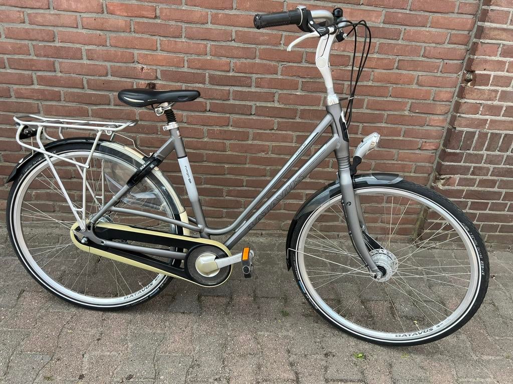 Te koop zeer nette batavus fuego damesfiets fiets, Ophalen, 28 inch, 53 tot 56 cm, Batavus