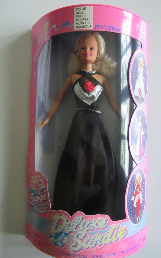 Barbie pop Sandie in doos., Verzamelen, Poppen, Ophalen, Nieuw, Pop