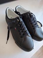 Tommy Hilfiger maat 40, Kleding | Dames, Zwart, Ophalen of Verzenden, Tommy Hilfiger, Sneakers of Gympen