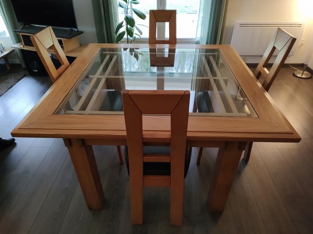 Eetkamer set. Dressoir Eettafel met 6 stoelen., Ophalen, Zo goed als nieuw