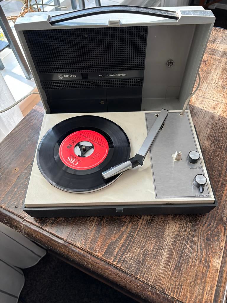 Philips Vintage Platenspeler - Draagbaar en Functioneel, Audio, Tv en Foto, Platenspelers, Ophalen, Gebruikt, Platenspeler, Philips