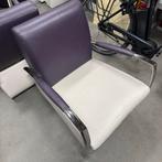 2 Design fauteuils - Leer paars/wit, Huis en Inrichting, Fauteuils, Ophalen, Zo goed als nieuw, Leer