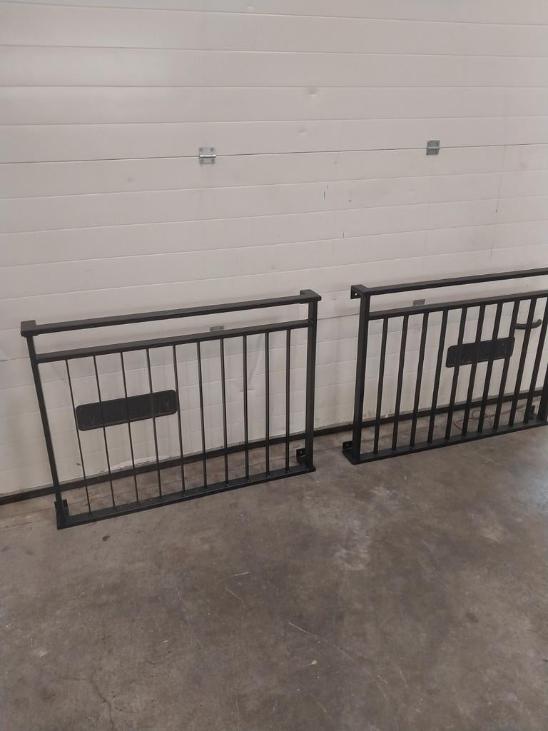 NIEUW Zwart ijzeren Frans hekwerk - 2 stuks, Tuin en Terras, Tuinhekken en Hekwerk, Ophalen of Verzenden, Nieuw, IJzer, Spijlenhekwerk