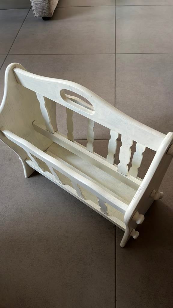 Houten lectuurbak, Ophalen, Gebruikt